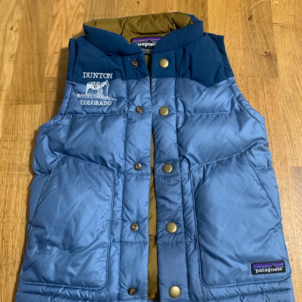 💙🤎Baby Bivy Down Vest - blue/gold by Patagonia-puffer vest-size 4t